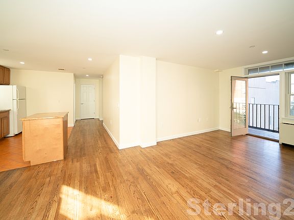 5th image of 28-21 Astoria Blvd #5E
