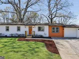 3848 Cherokee Trl, Suwanee, GA 30024