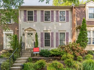 2910 Village Spring Ln, Vienna, VA 22181