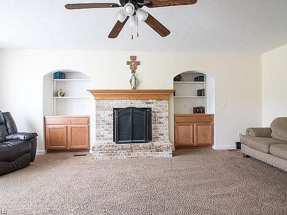 4th image of 1401 N Oralee Ln