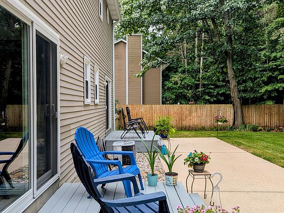 4th image of 13369 Forest Park Dr