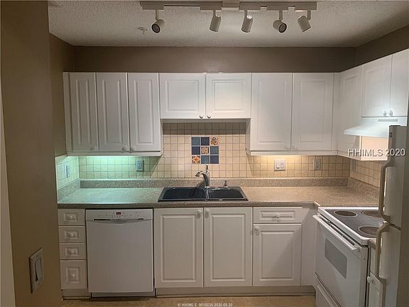 5th image of 30 Paddle Boat Ln APT 403