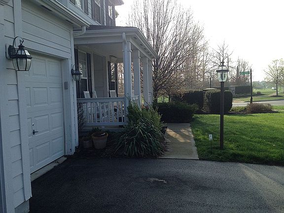 5th image of 3752 Village Club Dr