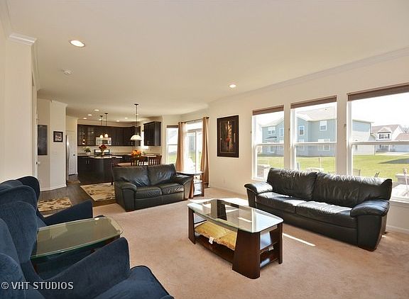 4th image of 6N469 Roosevelt Ave