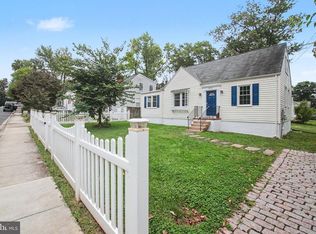 4013 Poplar St, Fairfax, VA 22030