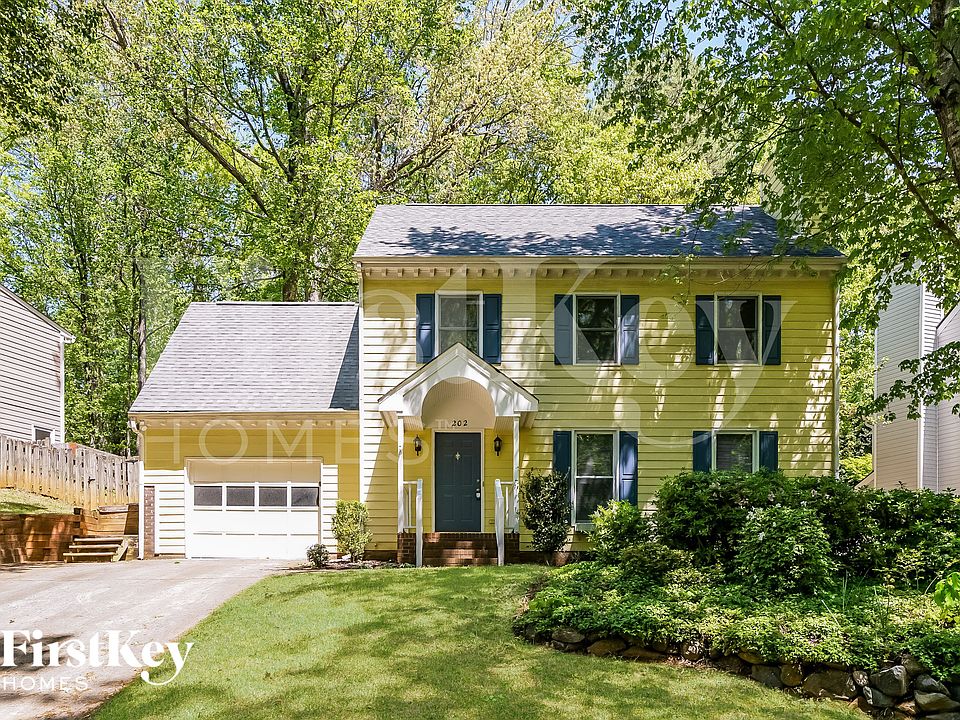 1st image of 202 Dalmeny Dr