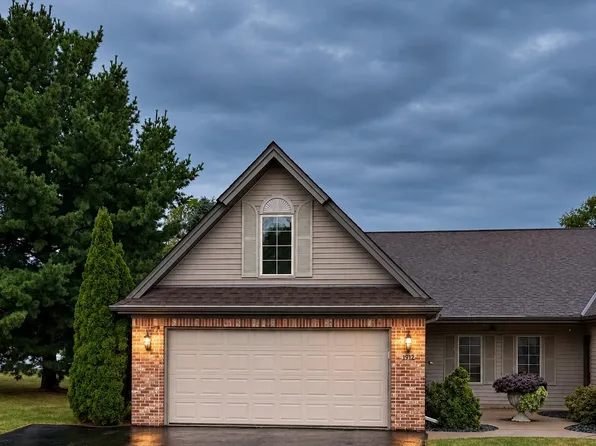 1913 Stone Crk, Hudson, WI 54016