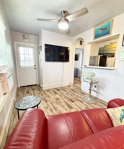 420 Daytona St — Photo 5