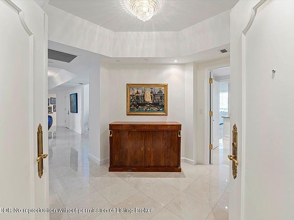 3rd image of 2770 S Ocean Blvd #403-N