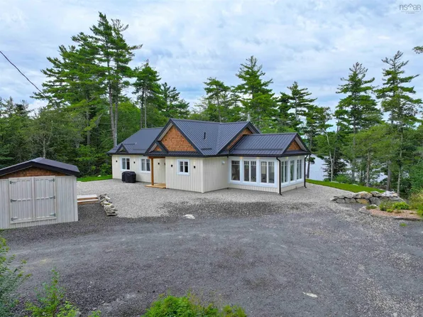 89 Mint Brook Rd, Queens, NS B0T 1X0