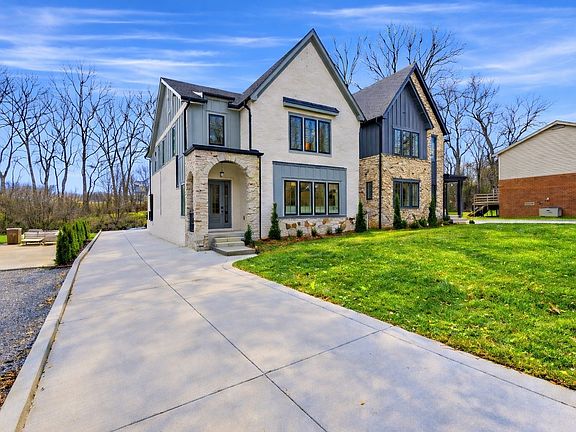 2nd image of 1523 Graybar Ln