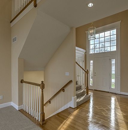 2nd image of 13709 Lucille St