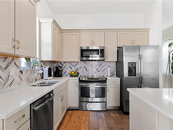 4th image of 11218 Moultrie Pl