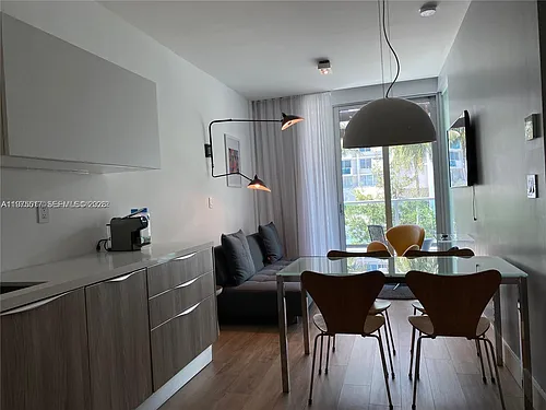 1215 West Ave #204 Photo 1