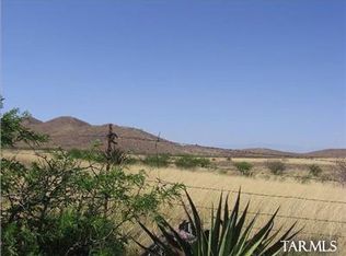 W Lightning Rd, Pearce, AZ 85625