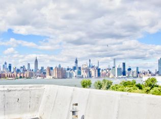 119 Kent Ave #2G, Brooklyn, NY 11249