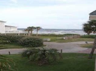 4239 Sandpiper Ln, Galveston, TX 77554