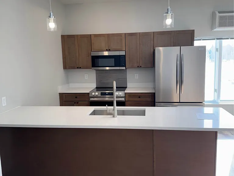 600 W Hickory St #10 — Photo 5