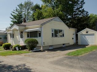 403 Orchard Ln, Morrison, IL 61270