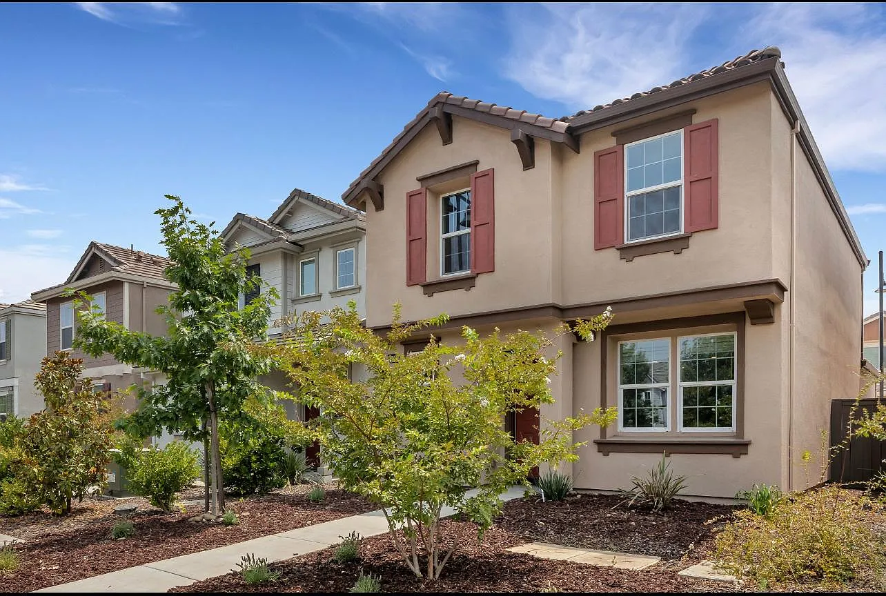 3 bed, 1490 sqft, $2,750 — Photo 4