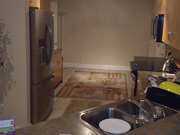 4th image of 122 Briarstone Dr
