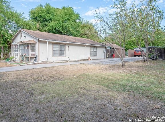 4th image of 1127 W Hermosa Dr