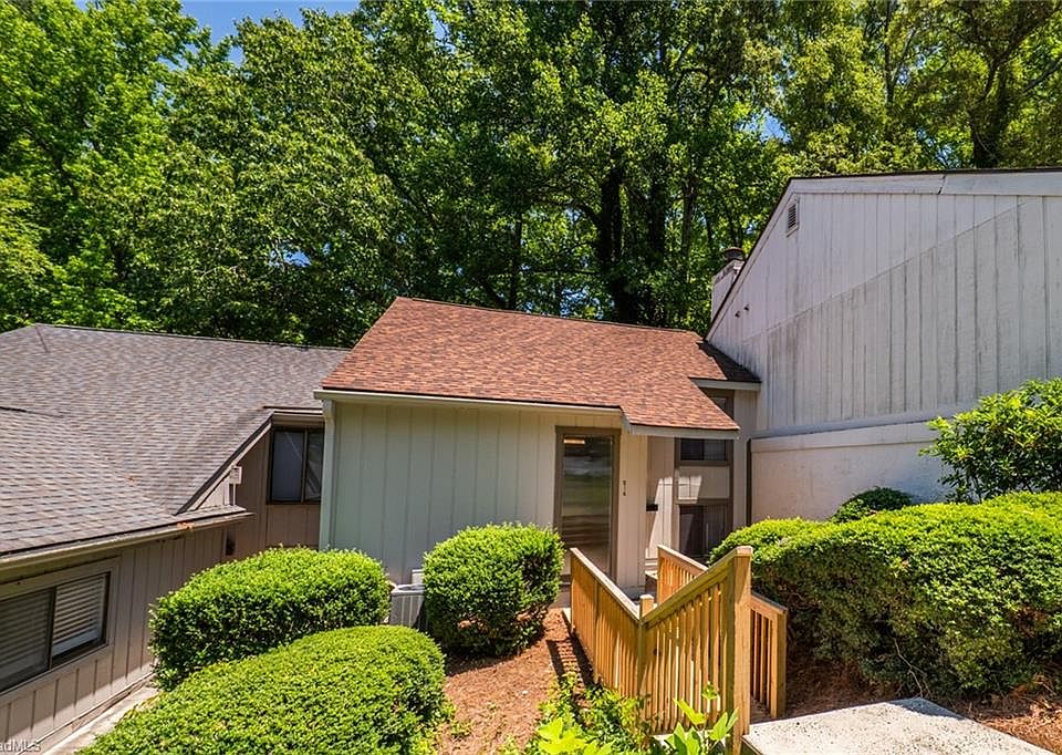 1st image of 214 Lamplighter Cir