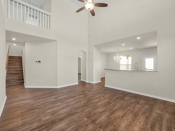 5th image of 1127 Brahma Cir