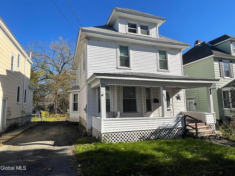 2nd image of 936 Livingston Avenue