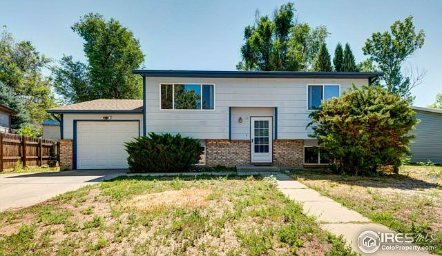 1st image of 210 21st Avenue Ct