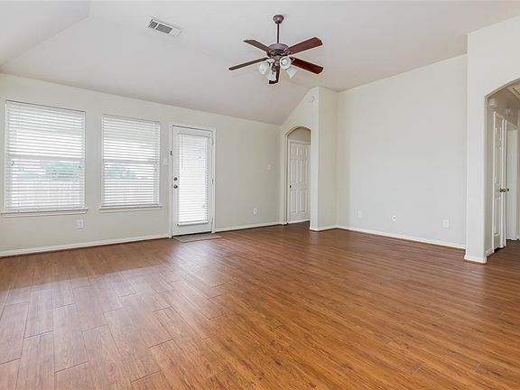 4th image of 11118 Overland Trail Dr