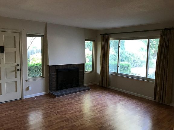4th image of 321 La Pala Dr