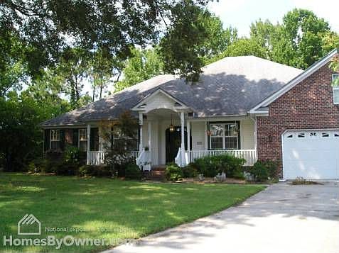 1st image of 641 Fox Grove Ct E