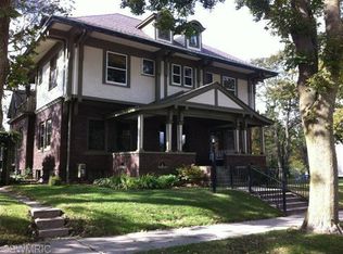 304 Oak St, Manistee, MI 49660