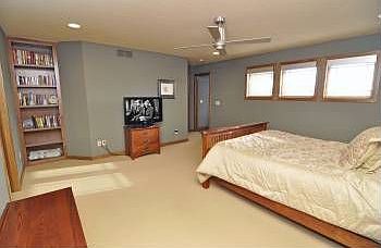4th image of 15737 50th Ave N