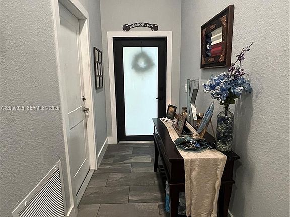 3rd image of 11441 NW 43rd St