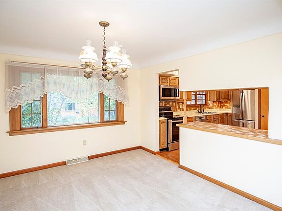 4th image of 1791 Robinway Dr