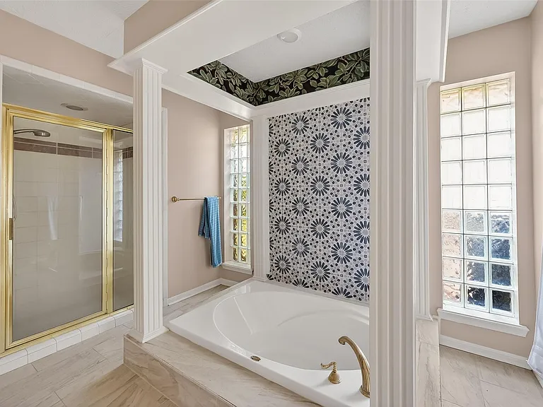 11302 Hylander Dr — Photo 27