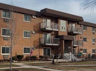231 E Fremont Ave UNIT 204, Elmhurst, IL 60126