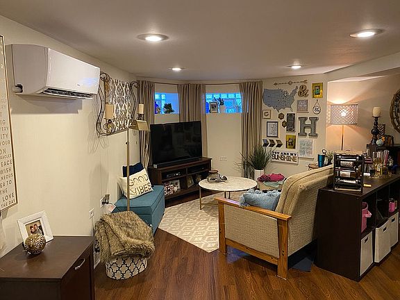 3rd image of 2448 W Cortez St #1
