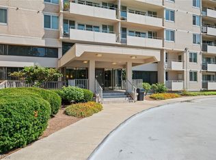12900 Lake Ave APT 1418, Lakewood, OH 44107