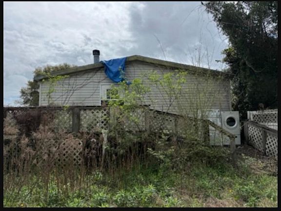 3rd image of 8593 Erin Dr