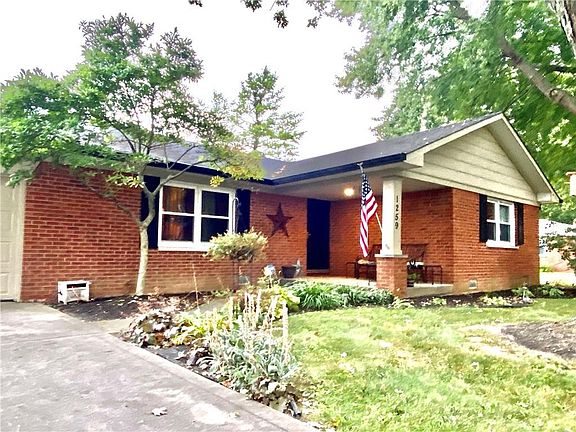 4th image of 1259 E Ledgewood Ln