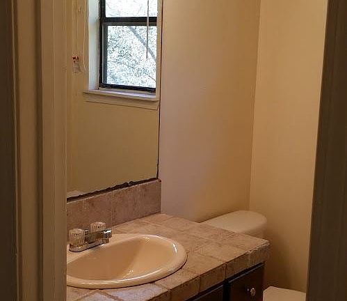 5th image of 230-232 Toby Springs Ln