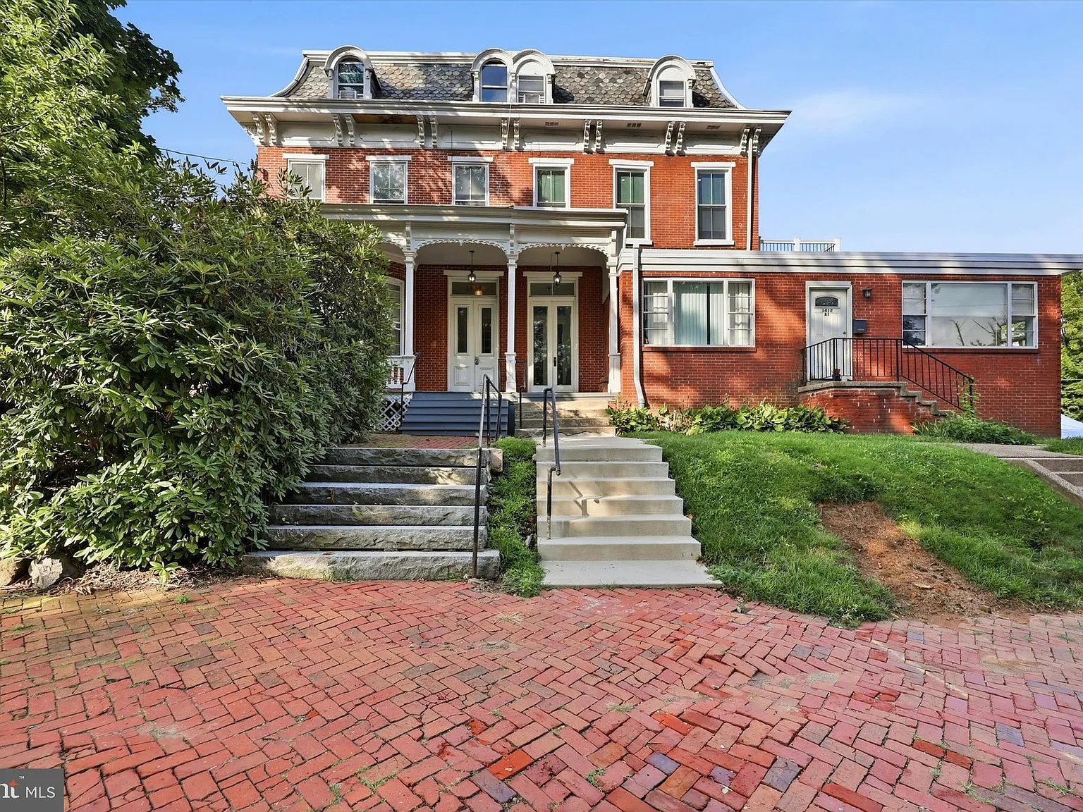 1 bed, 1.0 bath, $1,895 — Photo 1