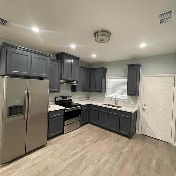 1004 W La Pointe Ave #2 — Photo 1