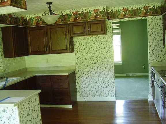 5th image of 6103 E Walnut St