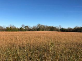 999 Chapel Ln, Berea, KY 40403