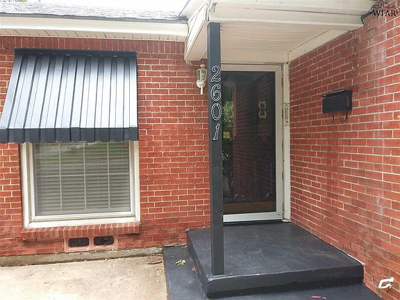 4th image of 2601 Fairway Dr
