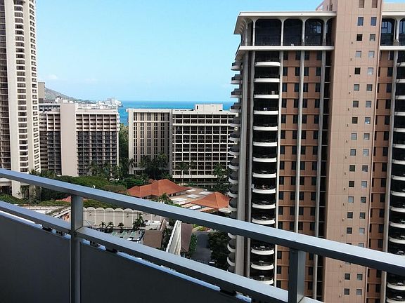 Looking toward the Gold Coast and Diamond Head.